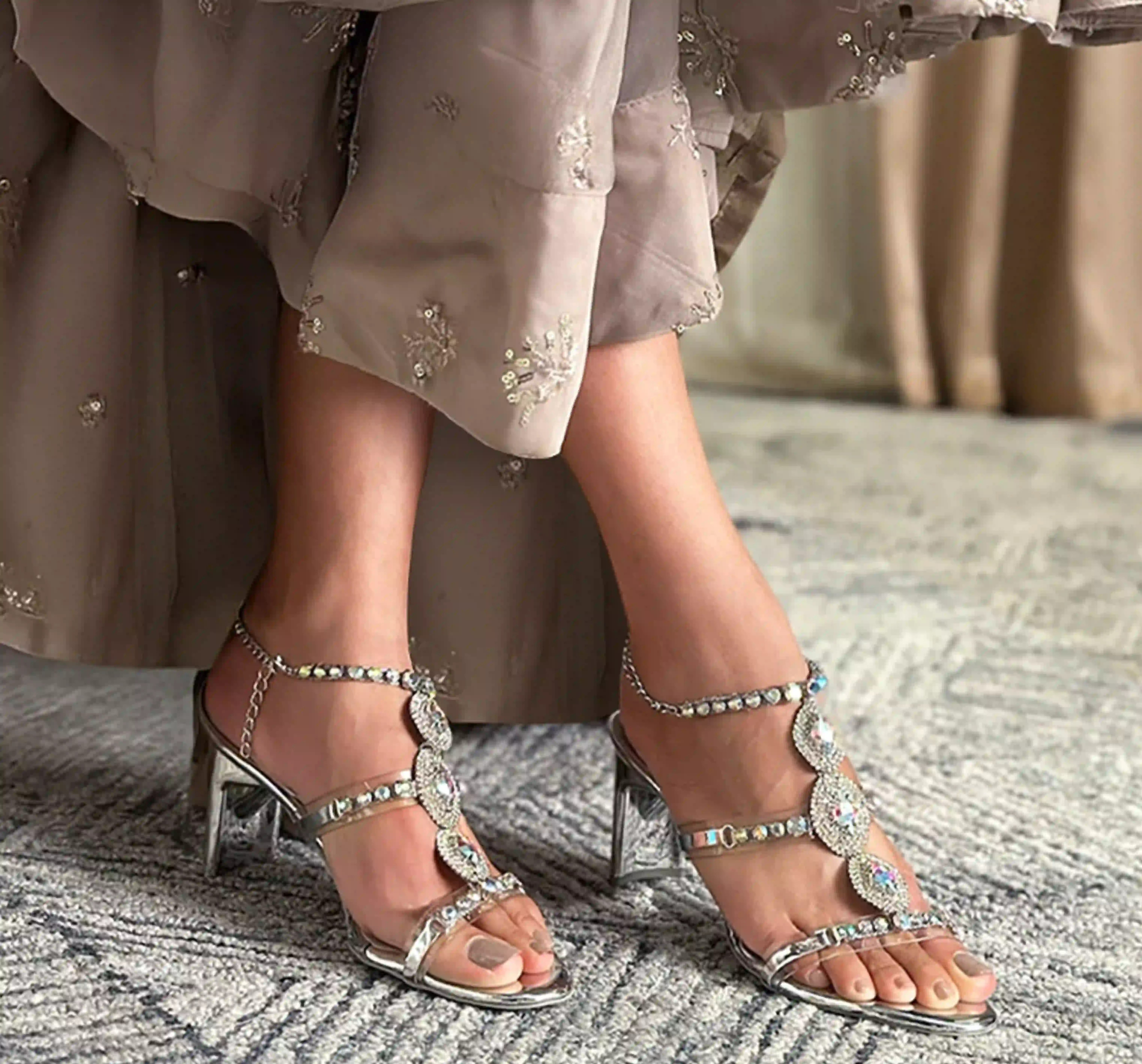 Women Shoes - Buy Footwear For Women | Metro Shoes